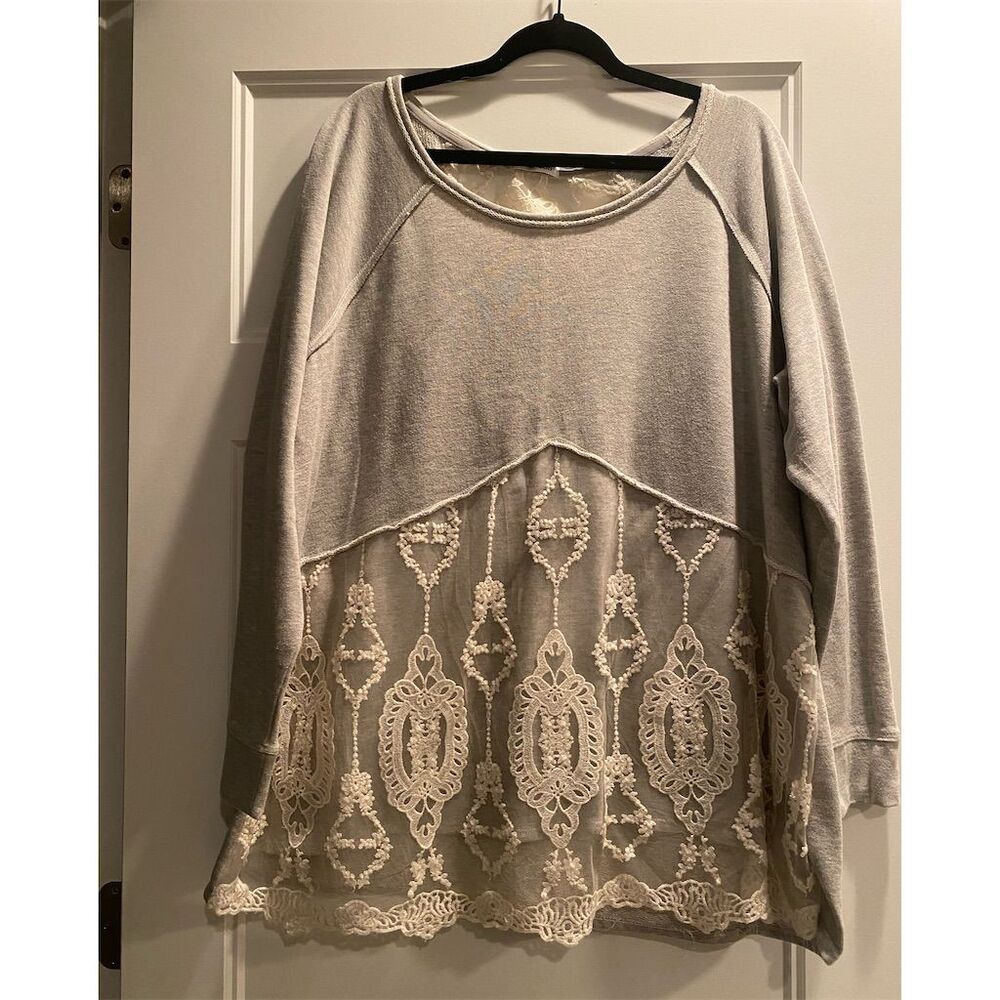 Maurices Women's Gray Pullover Sweatshirt Size 2 Lace Detail